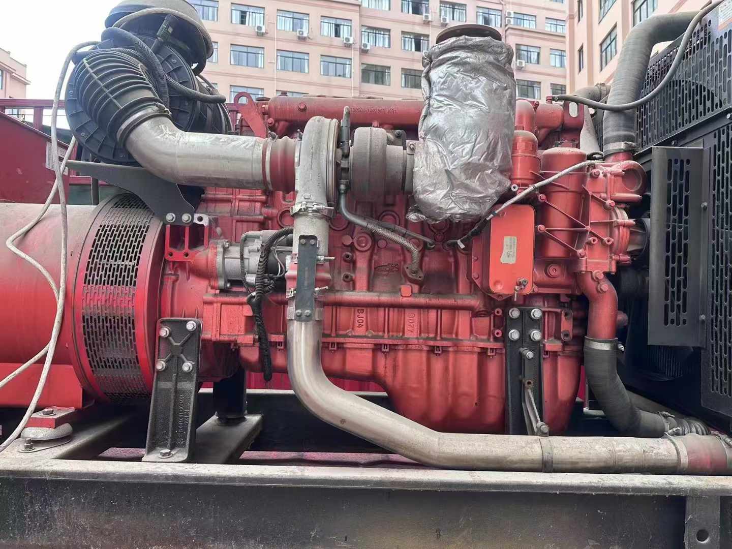 库伦如何选择适合 600kW 柴油发电机组的过载保护器？